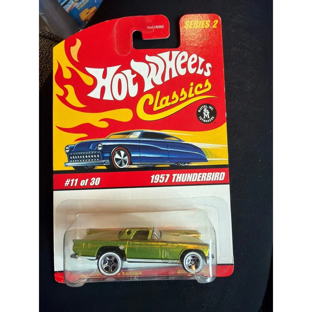 Hot Wheels Classics Series 2 1957 Thunderbird Green Spectraflame 11/30 J2767